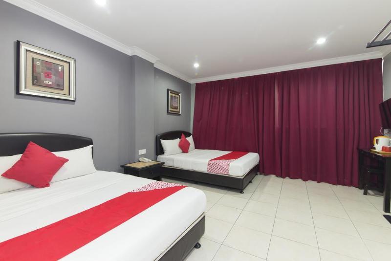 Puteri Ampang Hotel Екстериор снимка