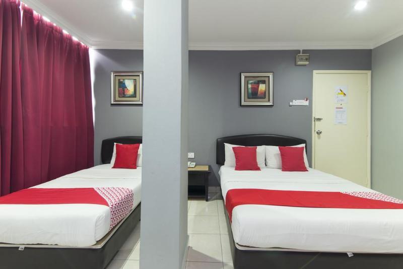 Puteri Ampang Hotel Екстериор снимка