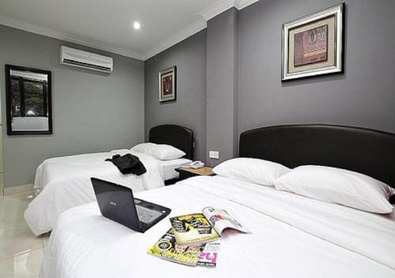 Puteri Ampang Hotel Екстериор снимка