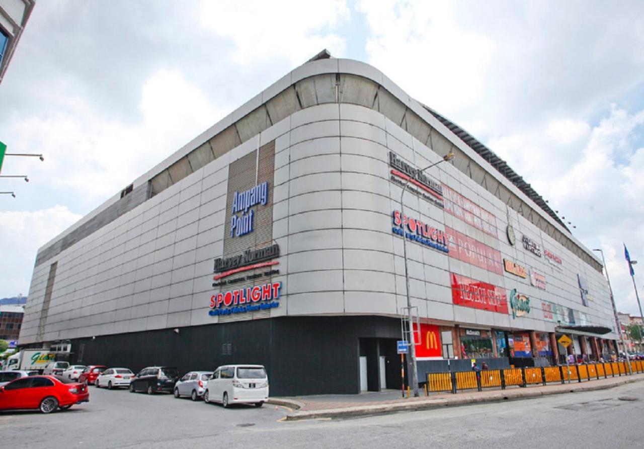 Puteri Ampang Hotel Екстериор снимка